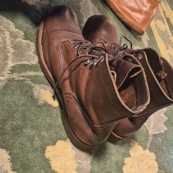 Red Wing Shoes Dark Brown Leather Boots - Picture 12 of 15